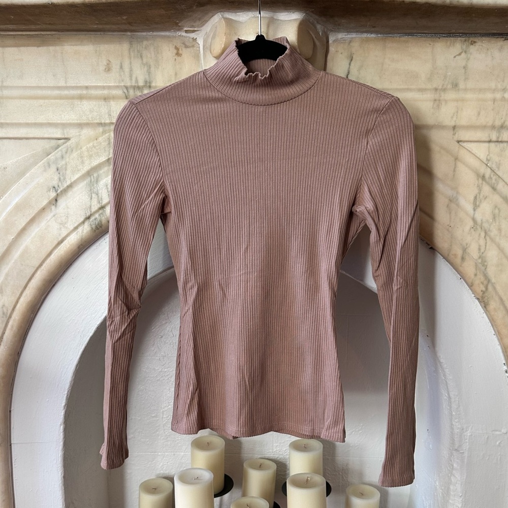 Reformation Ira Rib Turtleneck in Sand